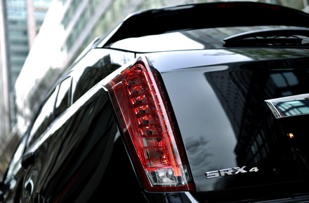 キャデラック SRX クロスオーバー