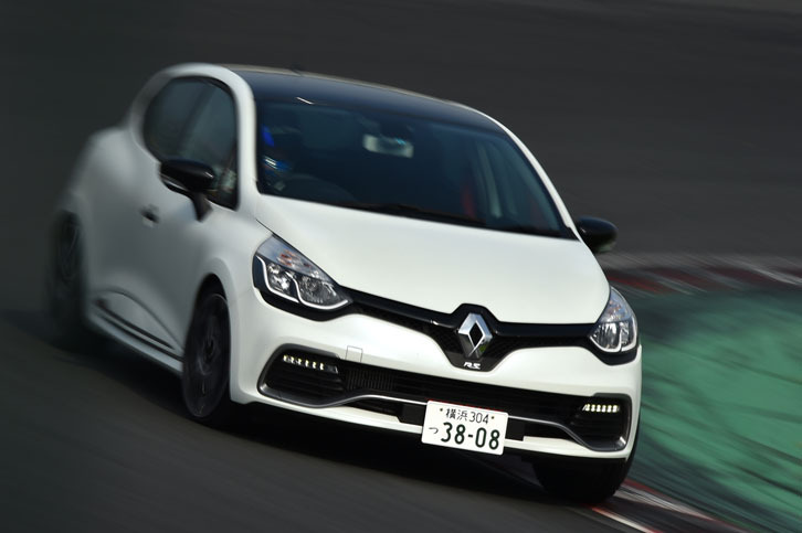 第357回：“最強ルーテシア”の実力に迫る ～筑波サーキット