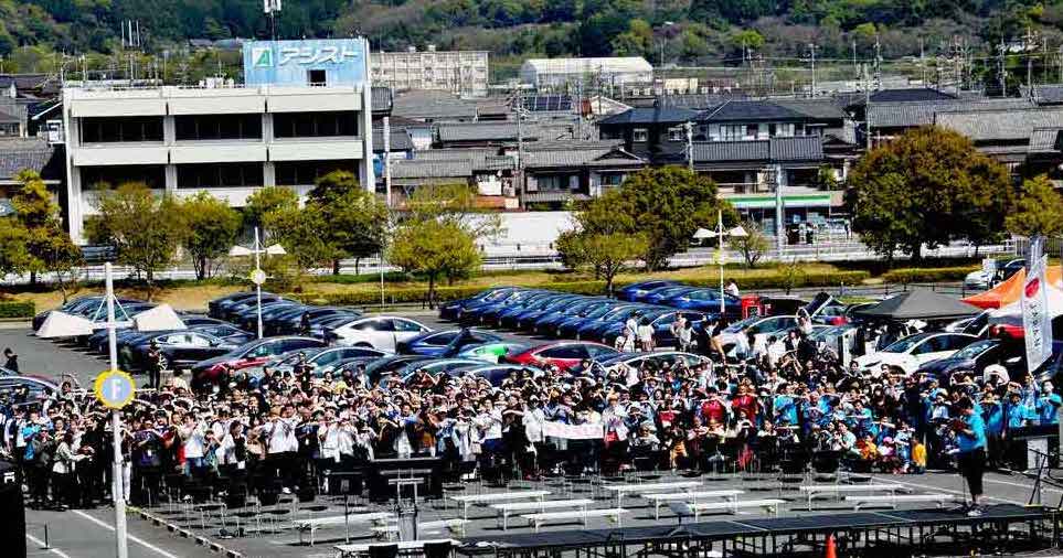 参加者のオーナー全員での記念撮影
