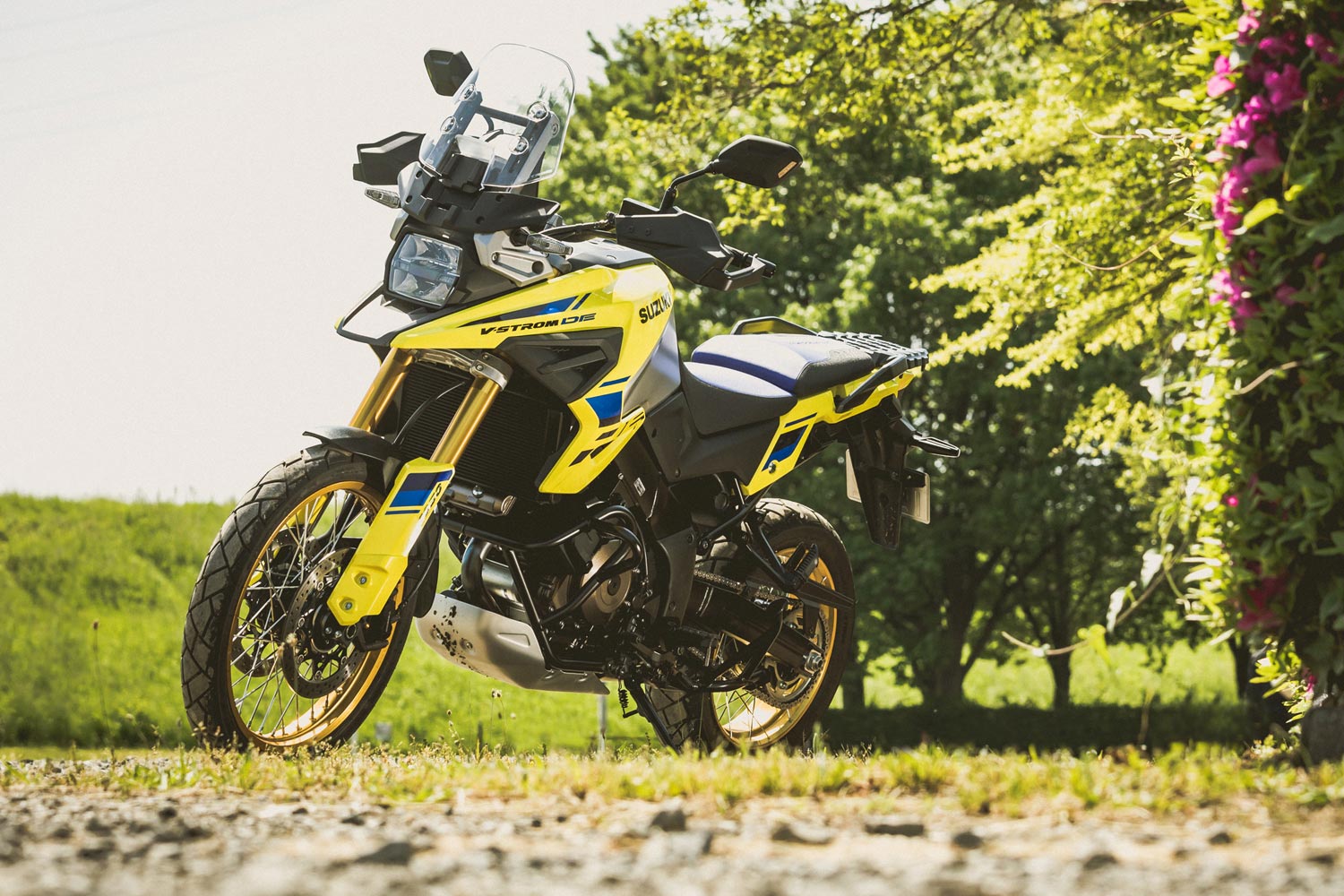 スズキ Vストローム1050 SUZUKI 純正ローシート スズキ 【当店在庫あり】17'〜 Vストローム1000/XT VU51A