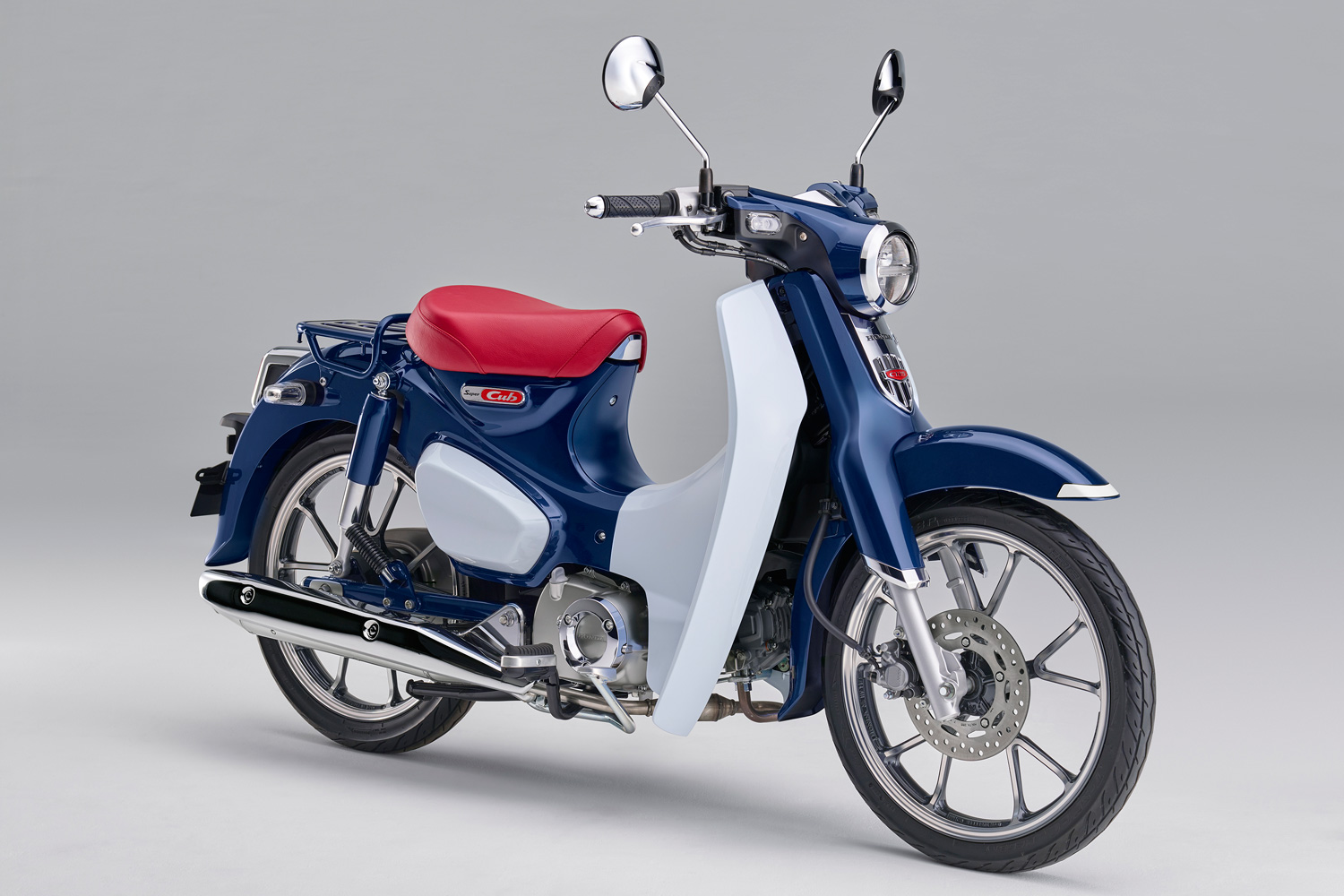 ホンダ、原付二種の新型車「スーパーカブC125」を発表 【ニュース