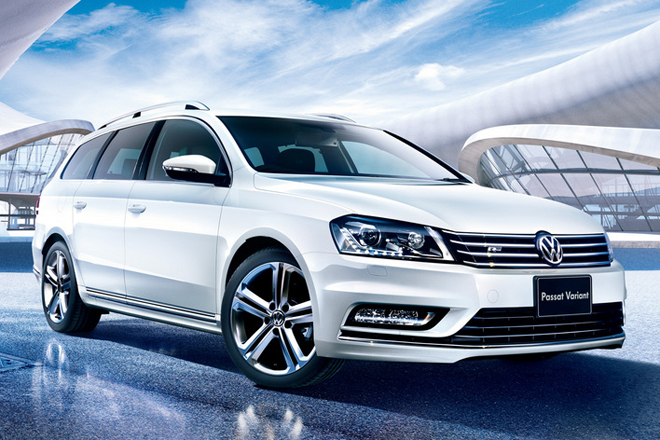 フォルクスワーゲン Rライン パサート 未使用品 VW フォルクスワーゲン パサート ヴァリアント 2015年モデル TDI R-Lineの