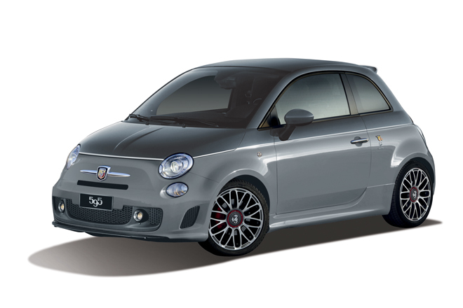アバルト595」に40台限定の特別仕様車が登場 【ニュース】 - webCG