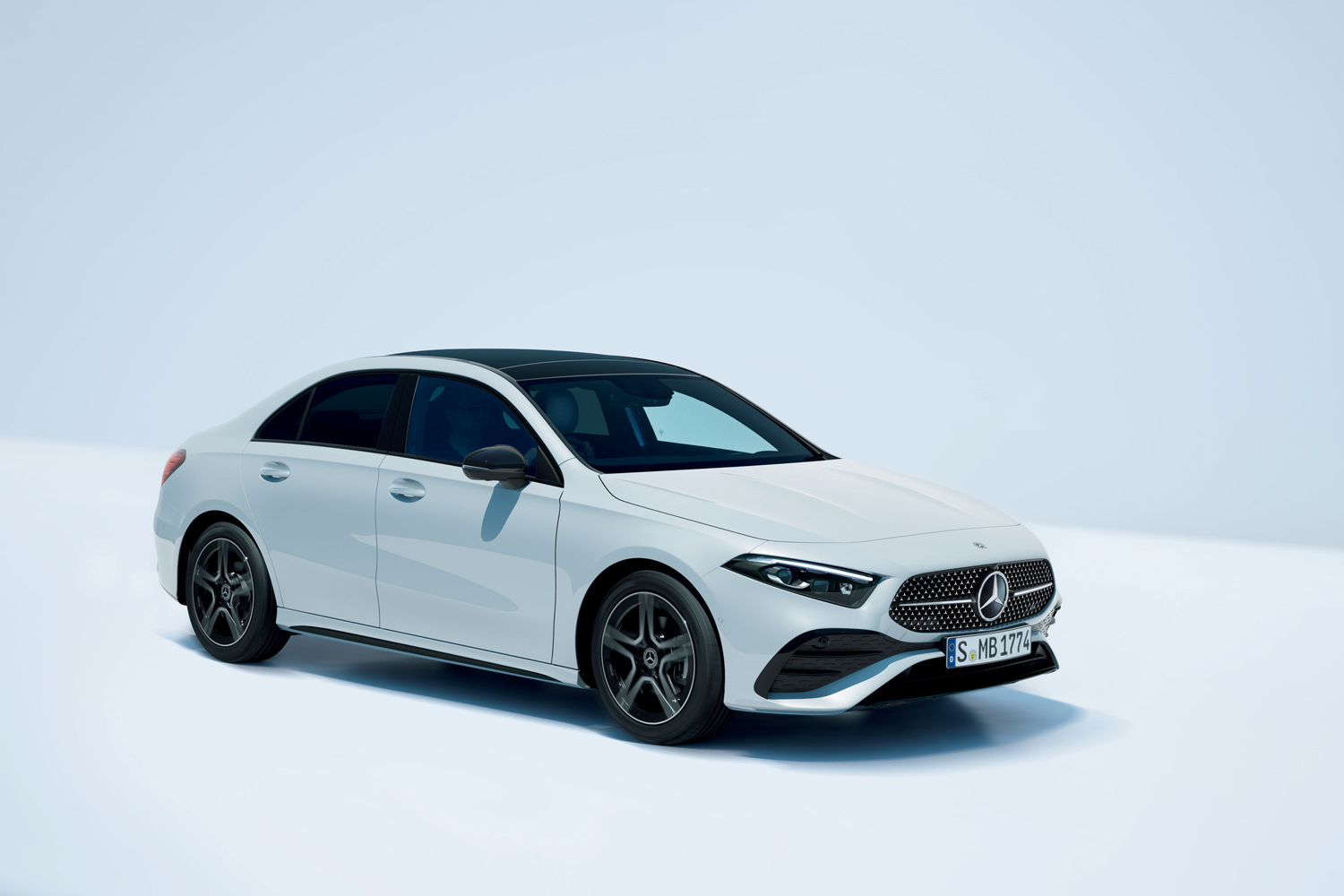 福 メルセデス・ベンツAクラス The A-Class