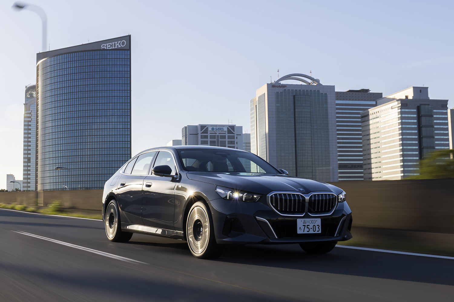 BMW 525LiエクスクルーシブMスポーツ(FR/8AT)【試乗記】