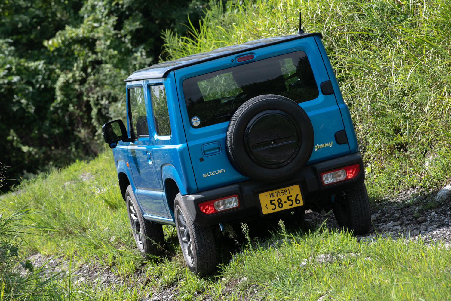 利便性は「5ドア」、極めるなら「3ドア」 2つの「ジムニー」を比べて