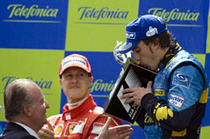 【F1 2006】第6戦スペインGP、アロンソが念願の母国ウィンを達成！ 【ニュース】 webCG
