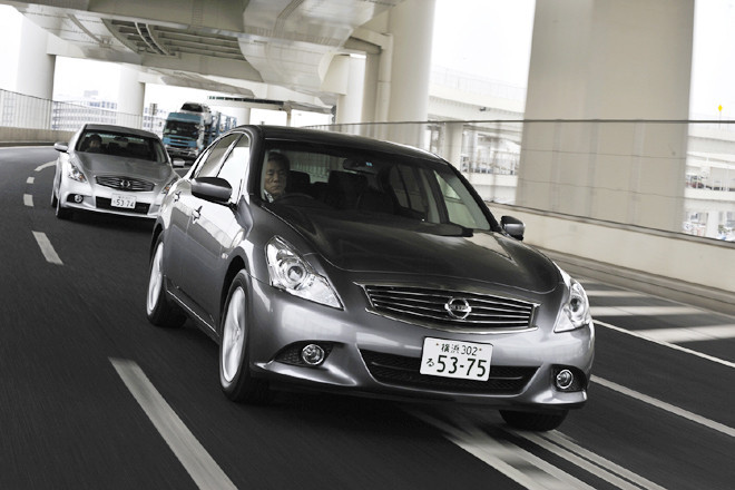 AW触媒純正 2本 v36スカイラインセダン250gt 品質保証，得価