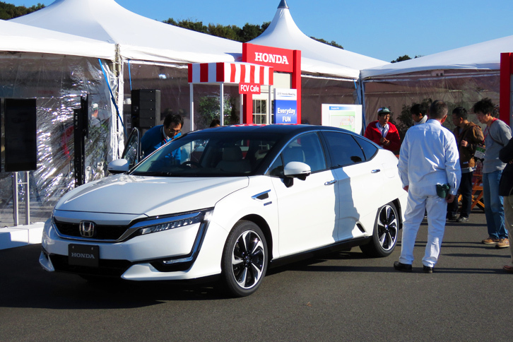 第324回 次世代技術の体感イベント 15 Honda Meeting 後編 燃料電池車 自動運転 ホンダの描く近未来のモビリティーをリポート エディターから一言 Webcg