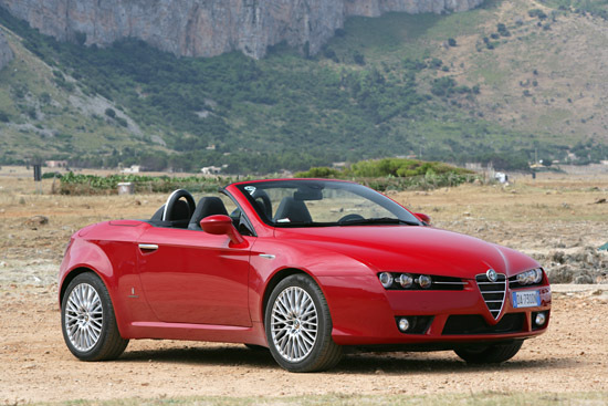 LE GARAGE アルファロメオ6C Spyder 限定20枚写真額装 アルファ・ロメオ・スパイダー（20） 内装・外装など20枚 【画像・写真