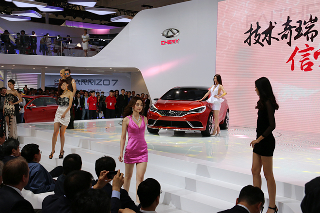 第345回 大矢アキオ式 ああ悠久の北京ショー 前編 ラストエンペラーなあのクルマ マッキナ あらモーダ Webcg