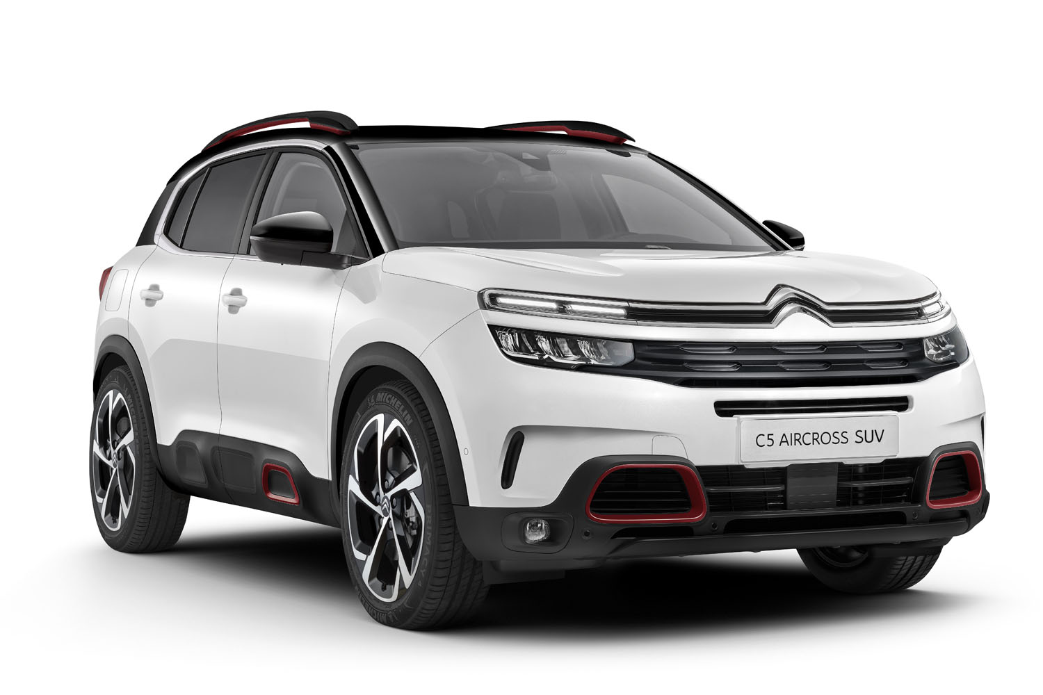シトロエンC5エアクロスSUV」の一部改良モデル登場 全グレードでLED