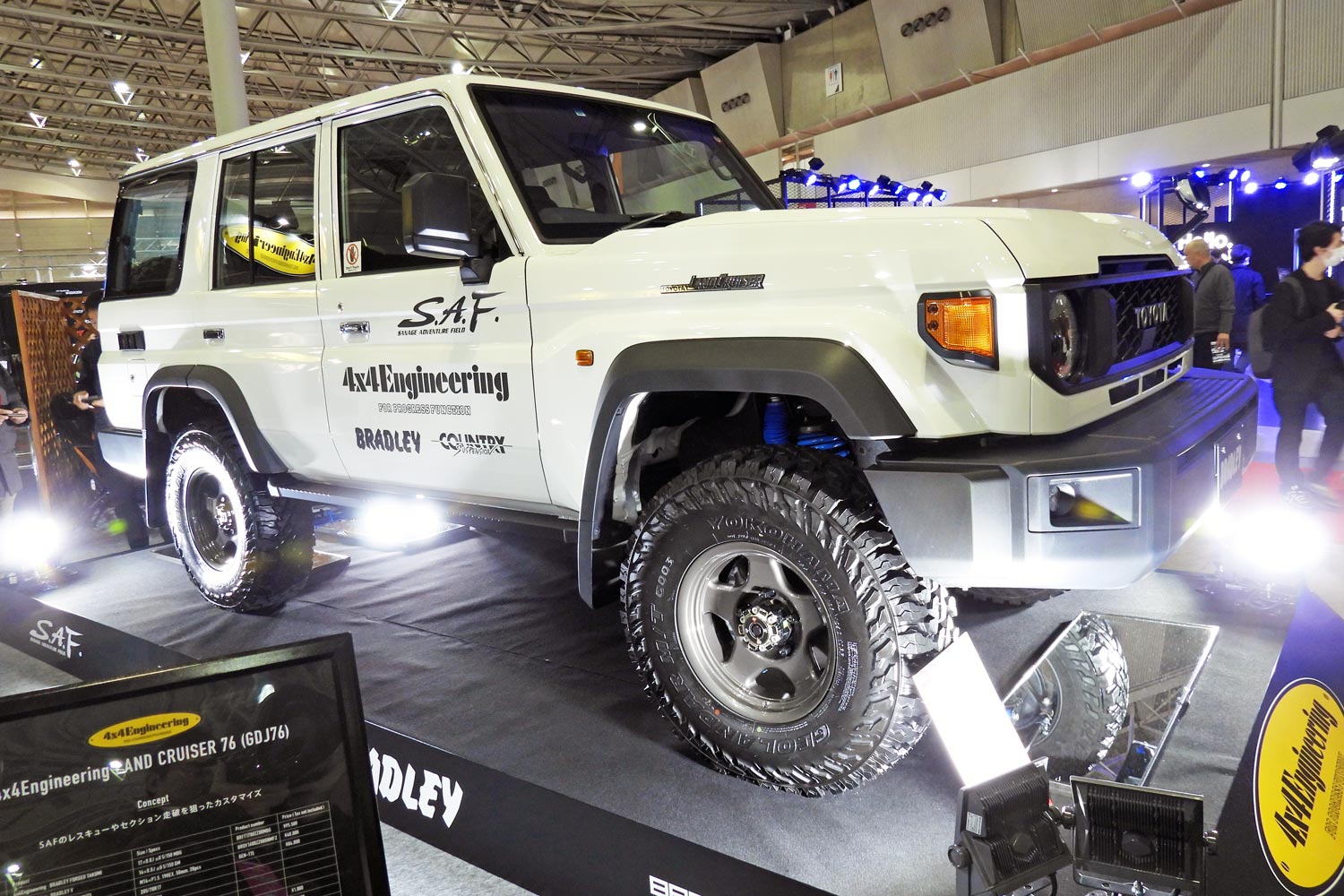 2024 東京オートサロン 確認用 東京オートサロン2024展示車両（その6） 内装・外装など26枚 【画像