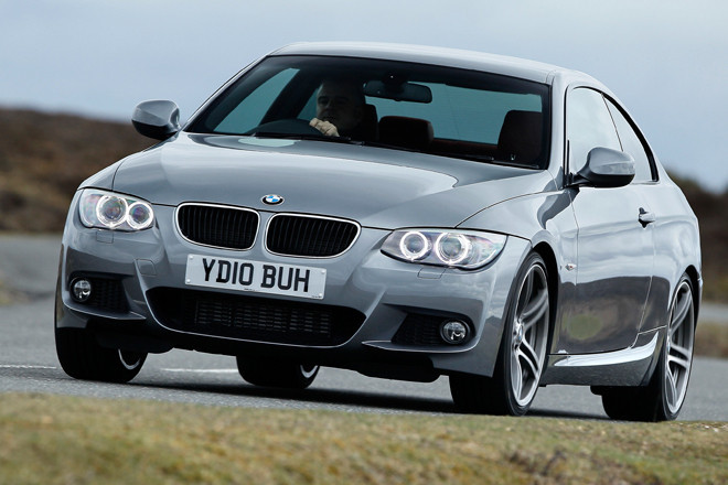 カーオーディオ BMW E92 335i BMW 3シリーズ 335iカブリオレ MスポーツPKG 左ハンドル 赤革 BBS19