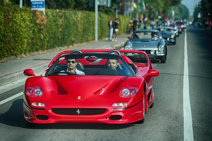 Ferrari 70周年記念 ジャケット M 赤 Ferrari 70周年記念 ジャケット M 赤