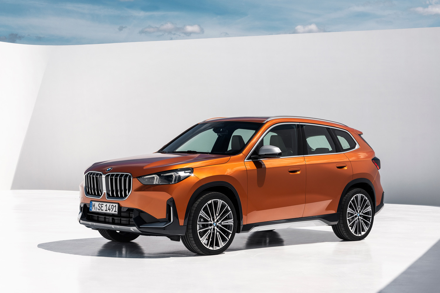 BMWが「X1」のラインナップに新グレード「X1 sDrive20i Mスポーツ」を