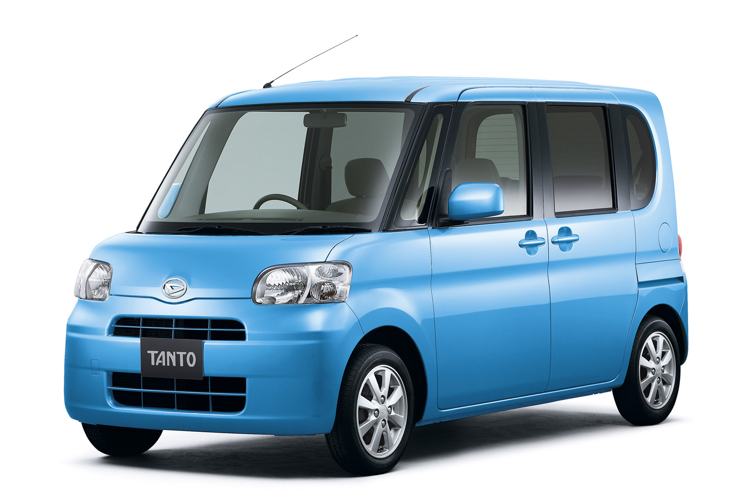 ダイハツ 後付けのペダル踏み間違え急発進抑制安全装置を発売 ニュース Webcg