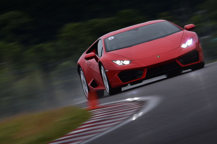 ランボルギーニ マガジン 2.2020 Amazon.co.jp: LAMBORGHINI MULTI