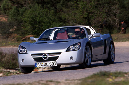 オペル・スピードスター（5MT）【海外試乗記】 『走る歓び、純粋結晶
