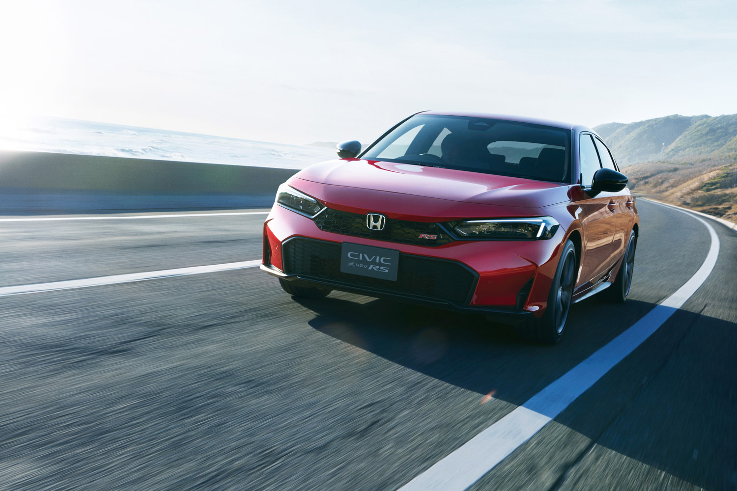ホンダが「シビック」のマイナーチェンジモデルを発表 「e：HEV RS」も