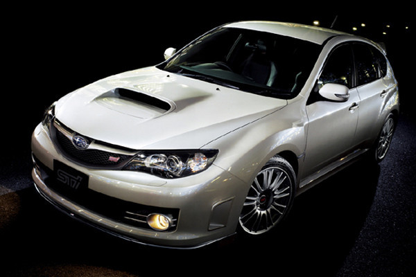 インプレッサwrx Sti に2 5リッターのatモデル登場 ニュース Webcg