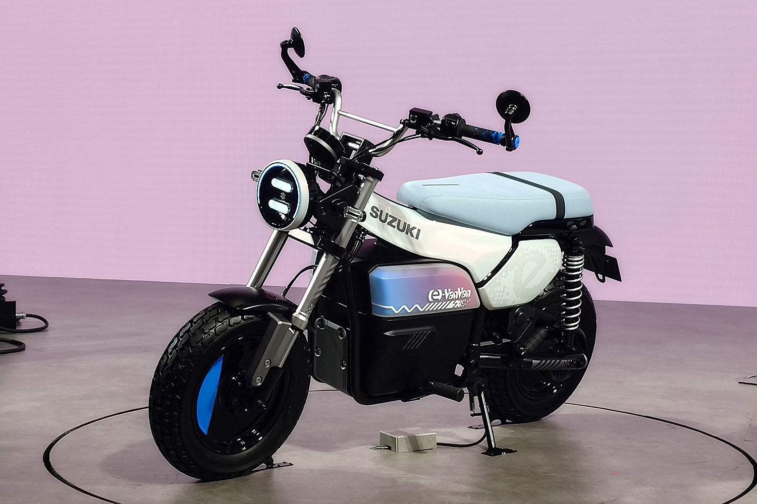 これがおすすめ! スズキeバンバン:市販化が待ち遠しい【ジャパンモビリティショー2025】