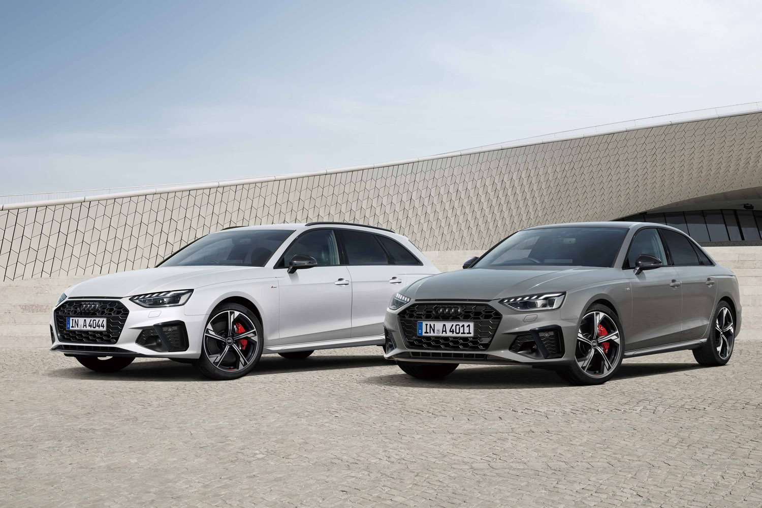 アウディが「アウディA4／A4アバント」と「A5スポーツバック」の特別