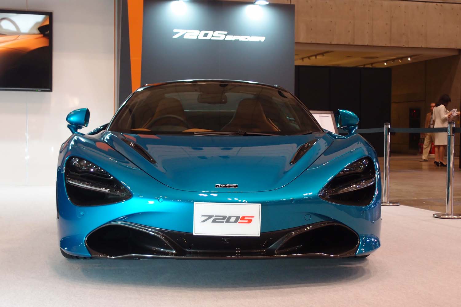 オートモビル カウンシル2019」の会場から（マクラーレン） 内装・外装