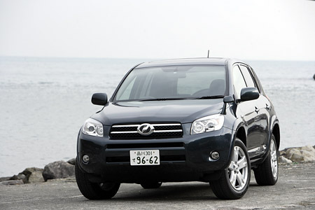 トヨタRAV4 Sport（4WD/CVT）【ブリーフテスト】 トヨタRAV4