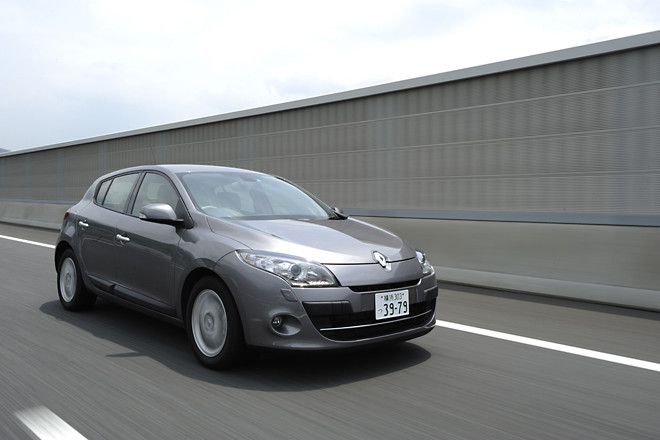 Gtライン Ff Cvt 試乗記 メガーヌ買うならプレミアム ルノー