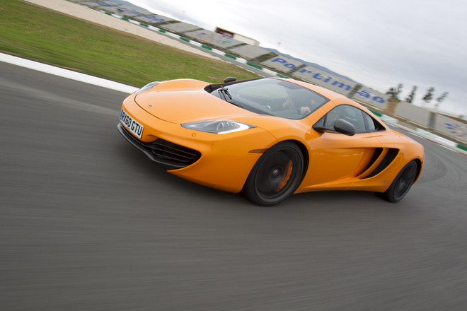 マクラーレンMP4-12C（MR/7AT）【海外試乗記】 「イタリア」を超えた