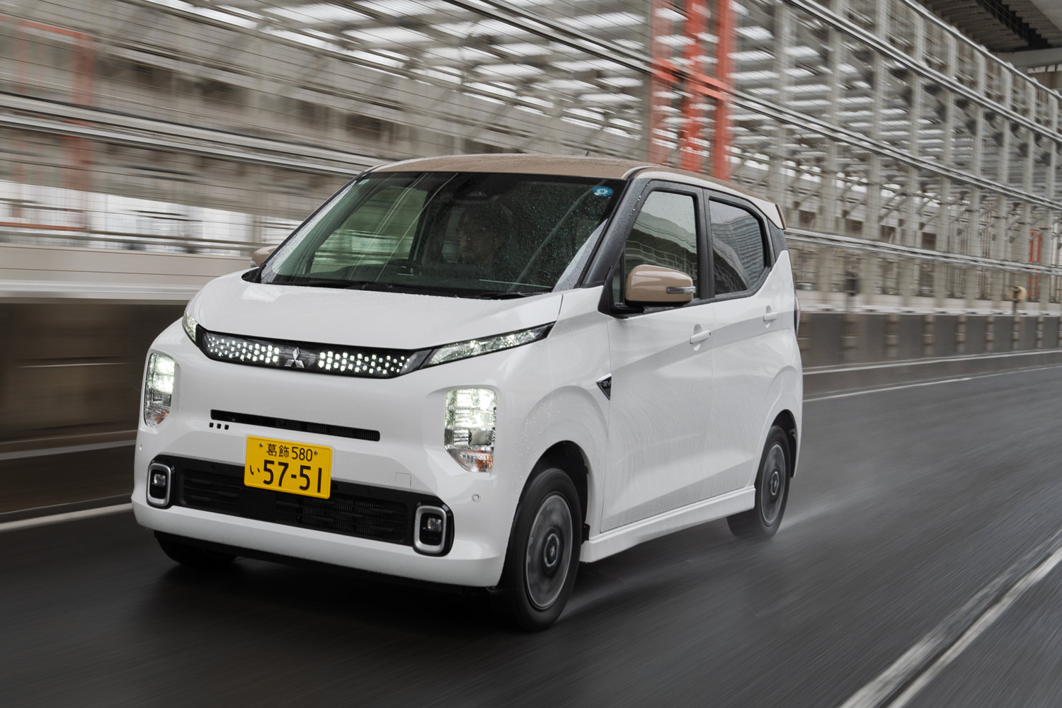 三菱eKクロスEV P（FWD）【試乗記】