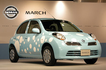 マーチコレット 発売イベントに 3代目マチ子さん インパルス 藤崎マーケット登場 ニュース Webcg