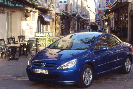 プジョー307CC【海外試乗記】 若いカップルよりも - webCG