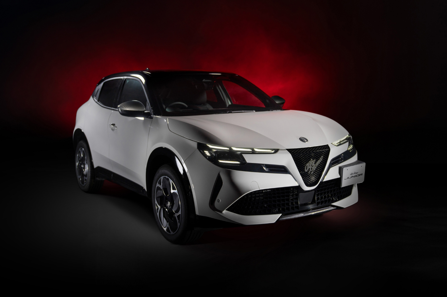 アルファ・ロメオ・ジュニア」の限定車発売 日本からの要望に応えた