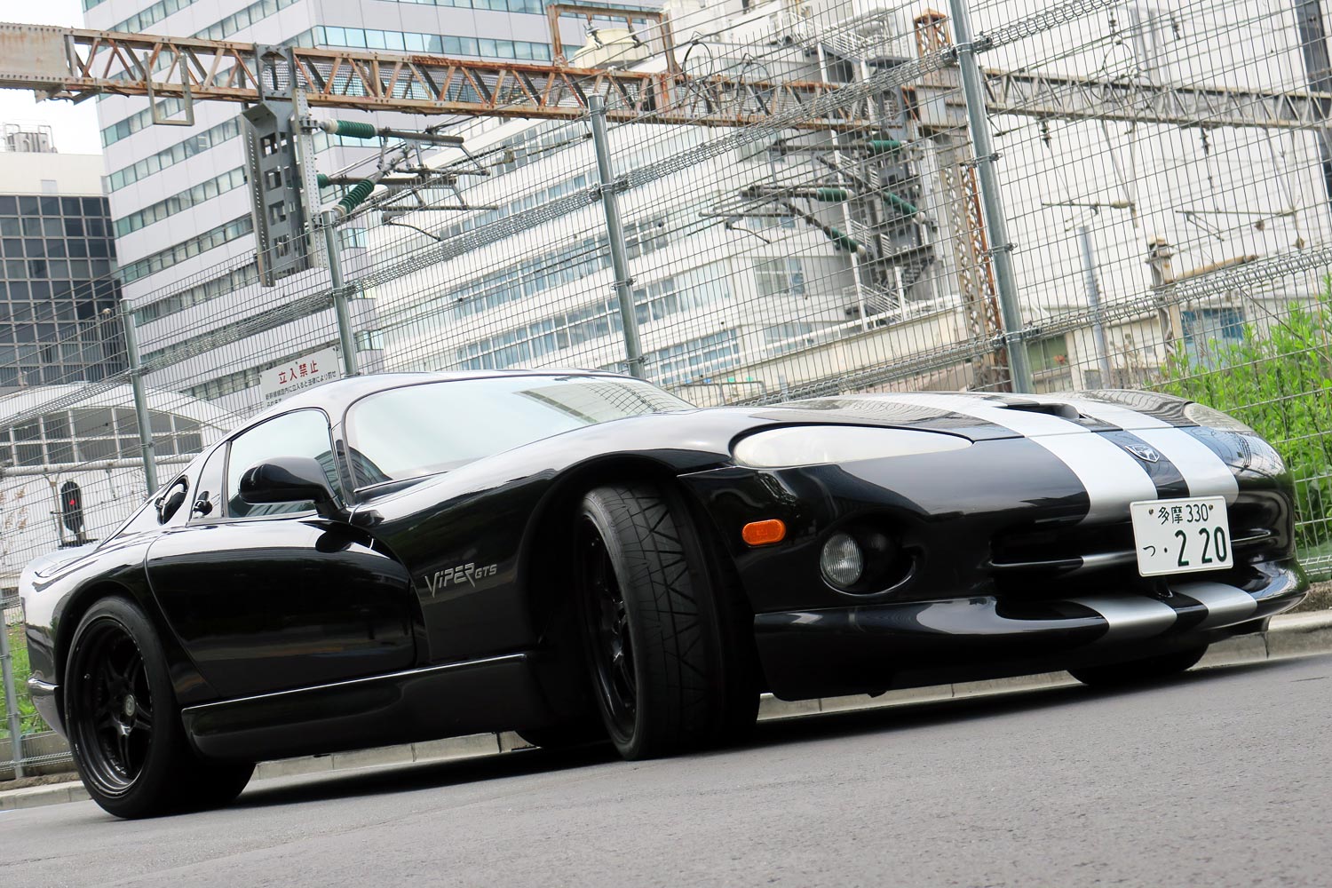 第40回 雨とタイヤと忘れ物 バイパーほったの ヘビの毒にやられまして Webcg