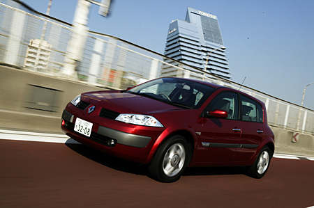 VOING C5S ルノー メガーヌII 2.0 RS MF4R2 06/09〜 スリット フロント ブレーキローター VOING C5S ルノー メガーヌII 2.0 RS MF4R2 06&frasl;09〜 スリット フロント