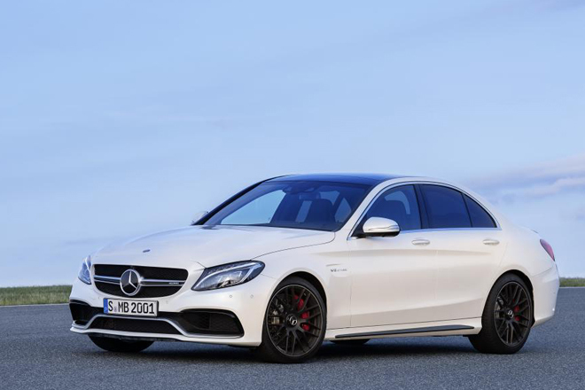 メルセデス・ベンツC63 AMG 内装・外装など30枚 【画像・写真】 - webCG