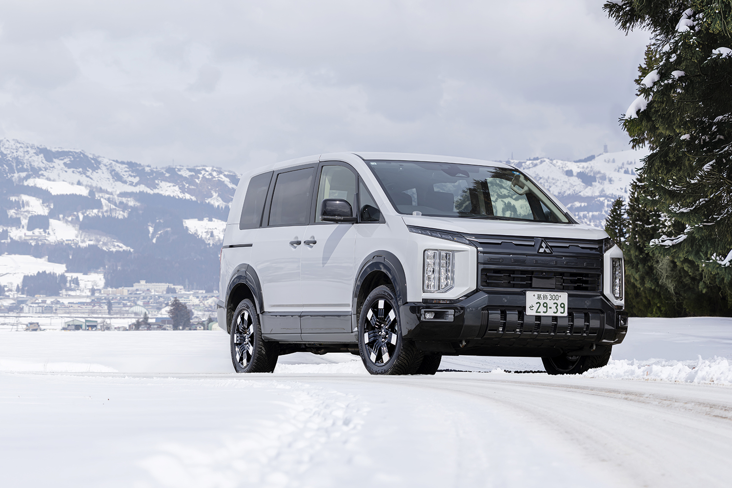 あなたの行動範囲を無限大に　「クムホ・ソルウス4S HA32」を試す