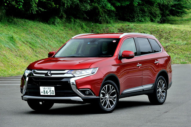 アウトランダー DBA-GF8W タイヤ4本 ※引取限定 アウトランダー