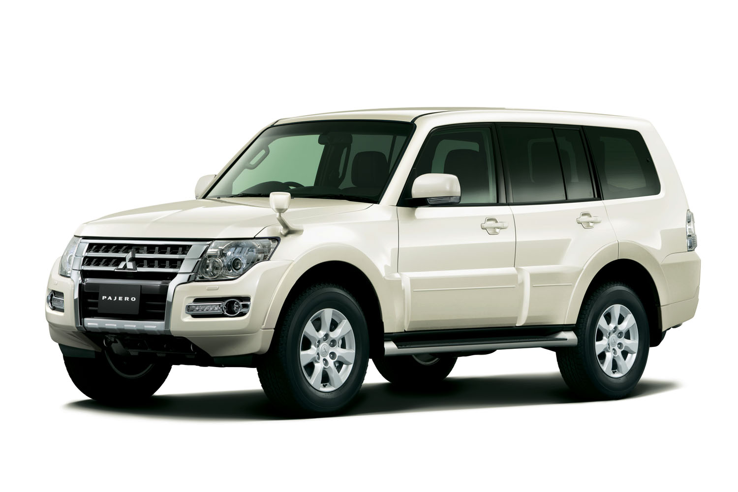 三菱パジェロ」、人気のオプションを標準装備 【ニュース】 - webCG