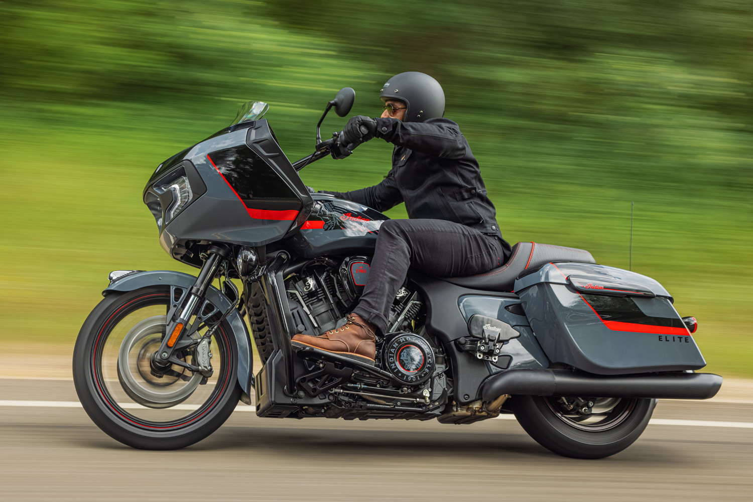 日本での販売台数は1台のみ！ インディアンが「チャレンジャー