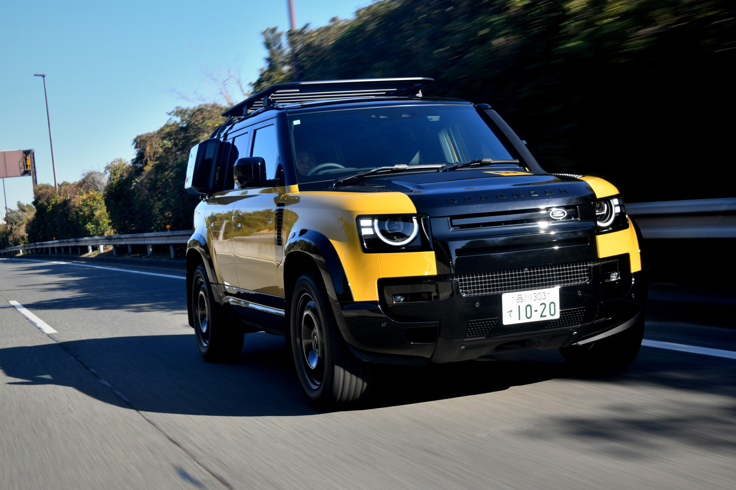 ディフェンダー・トロフィーエディション キュレーテッドフォージャパン（4WD/8AT）