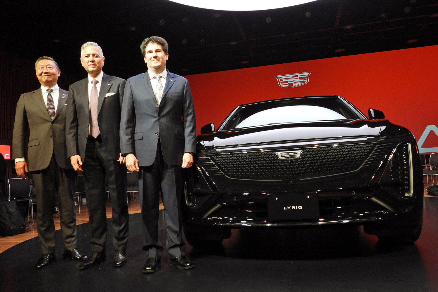 img_89b8c60dd0092b154bf300169d