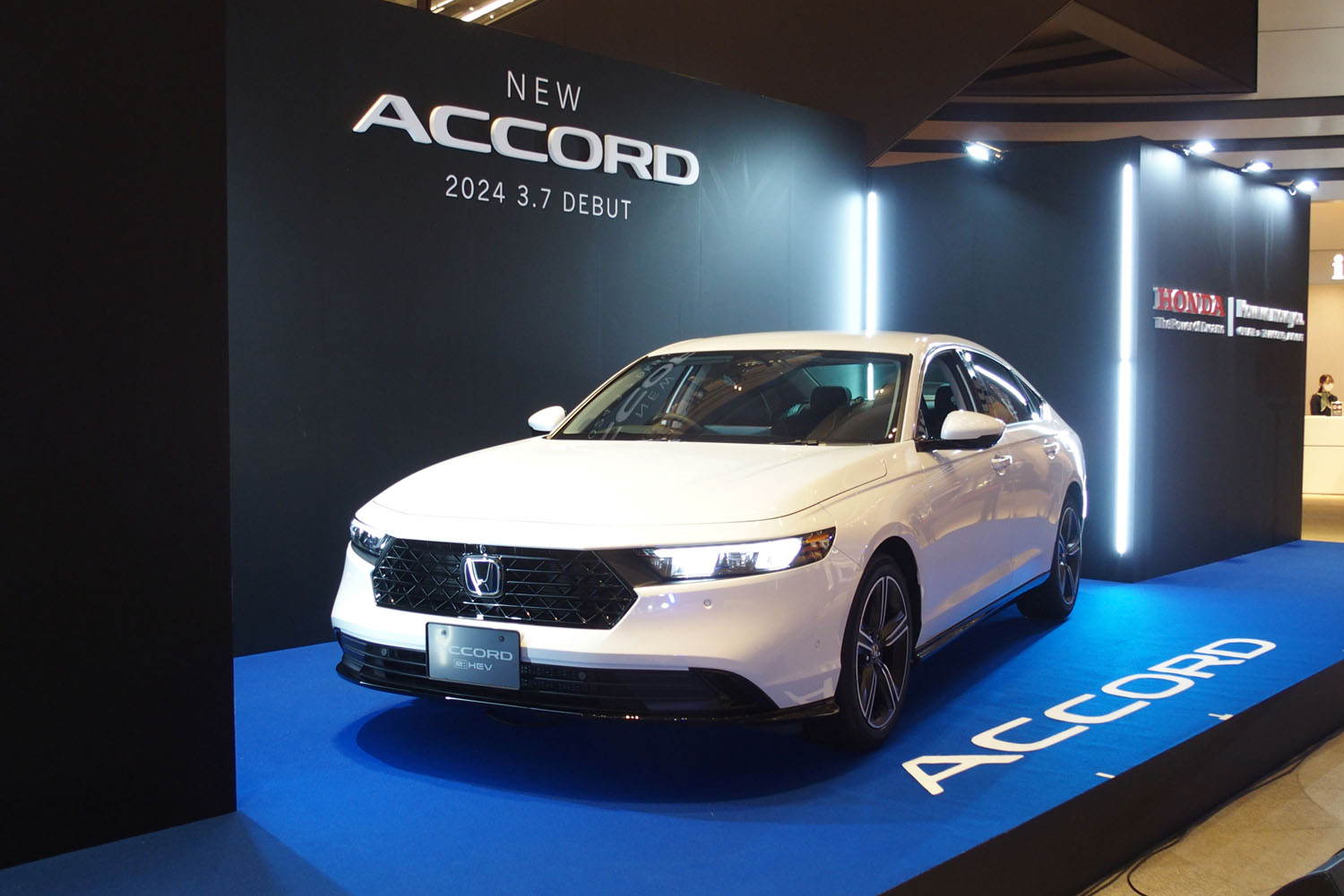 ホンダが新型「アコード」の発売記念イベントを東京・日比谷で開催