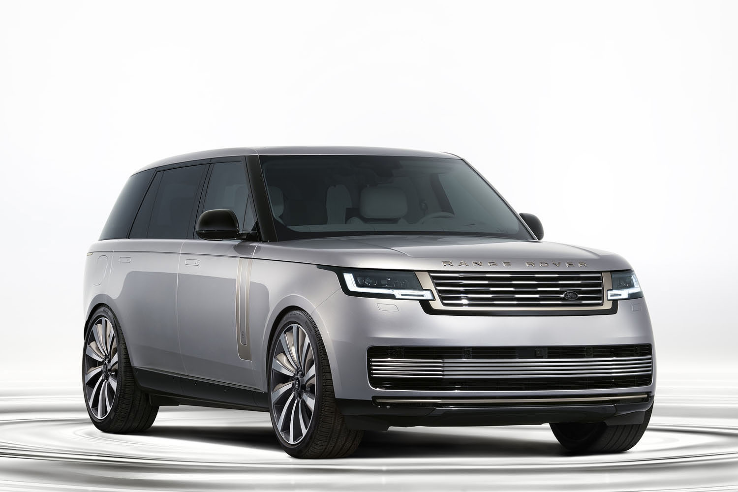 レンジローバー」2027年モデルの受注スタート 新たな最上級グレード
