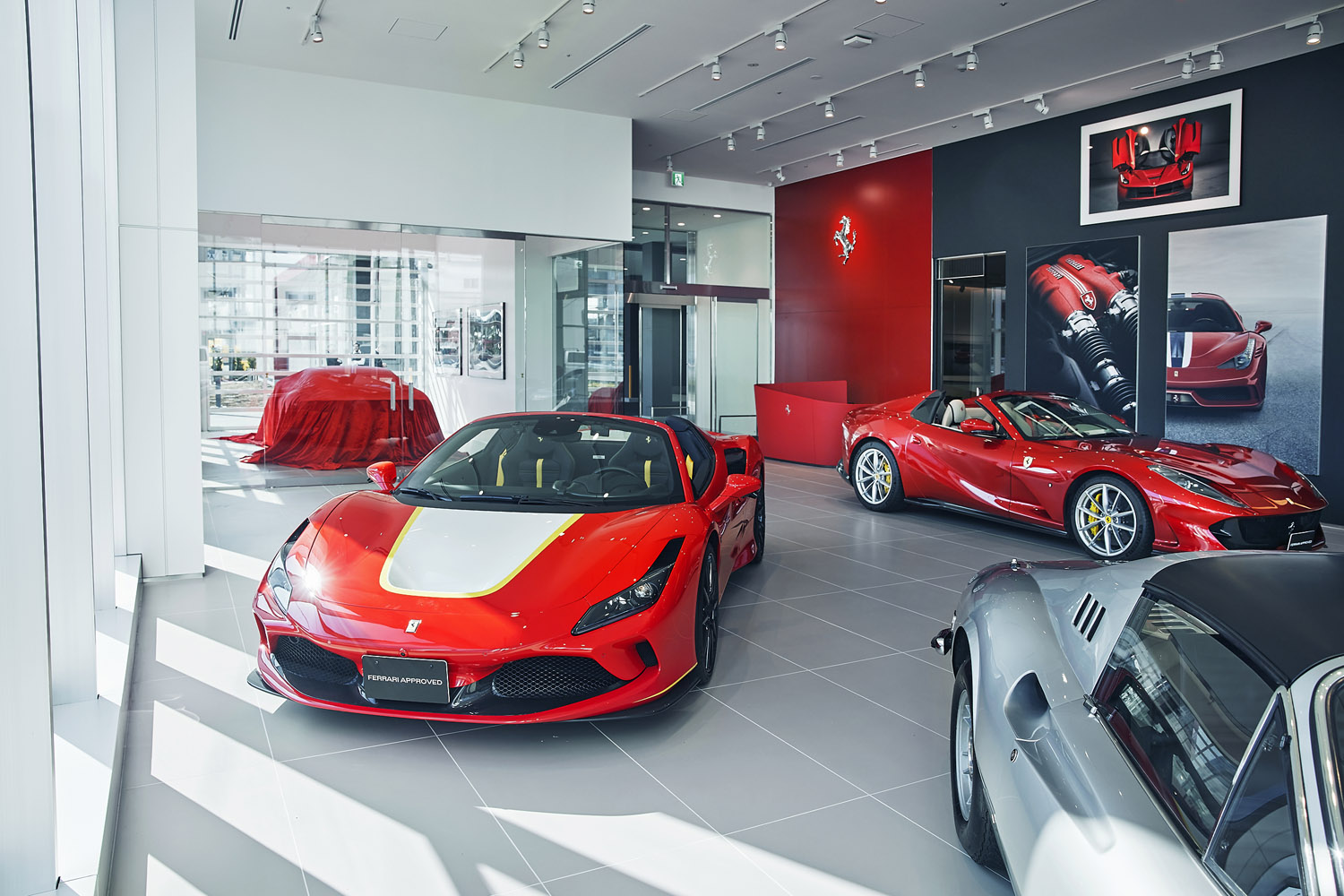 ニコル・コンペティツィオーネがフェラーリの新たなサービス拠点を横浜