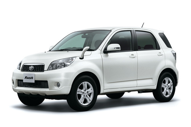 トヨタ、コンパクトSUV「ラッシュ」を一部改良 【ニュース】 - webCG