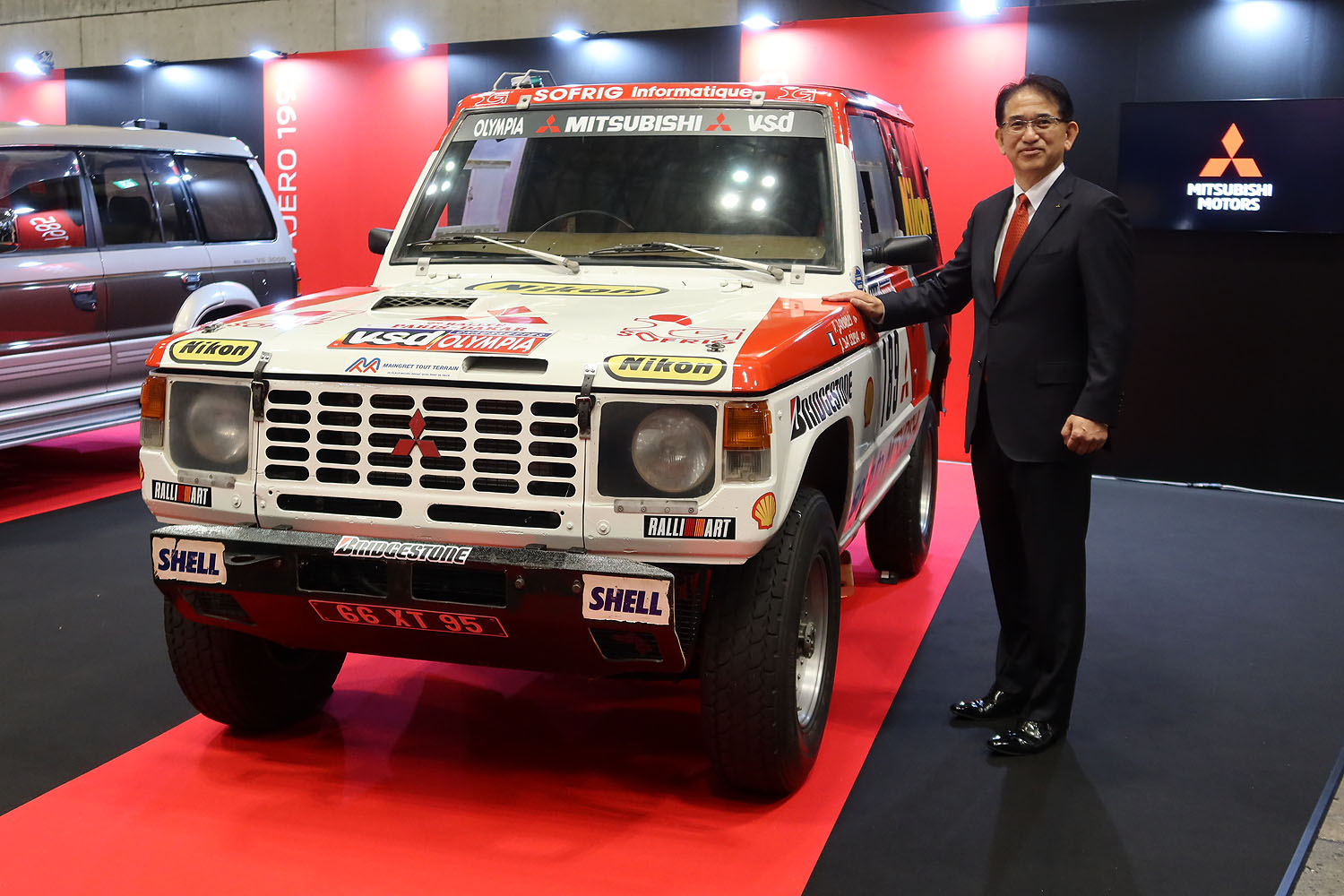 三菱パジェロ　車検令和6年12月まであります。 三菱が歴代「パジェロ」を展示 新型の2026年内デビューも予告【オート
