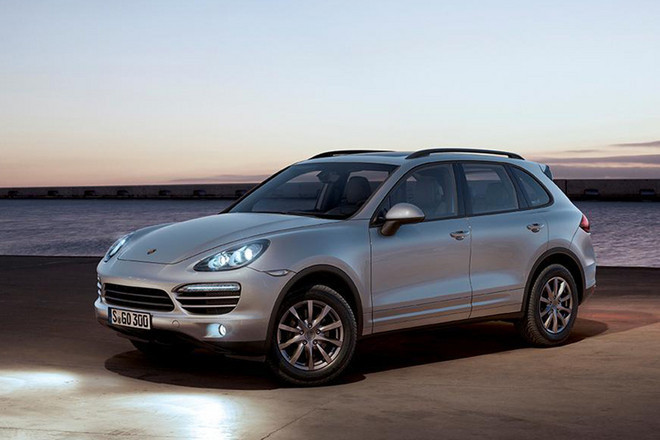 ポルシェジャパン、「カイエン」の価格を改定 【ニュース】 - webCG